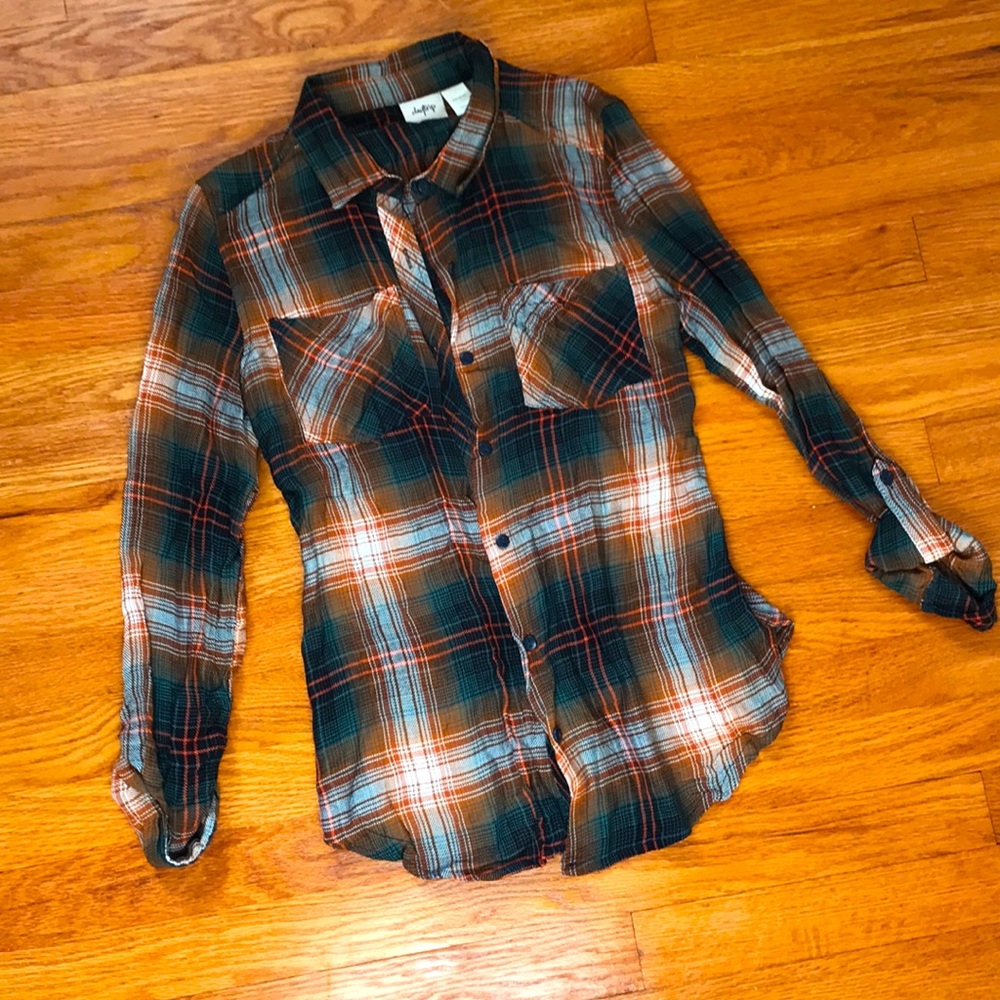 Daytrip Plaid Crinkle Top